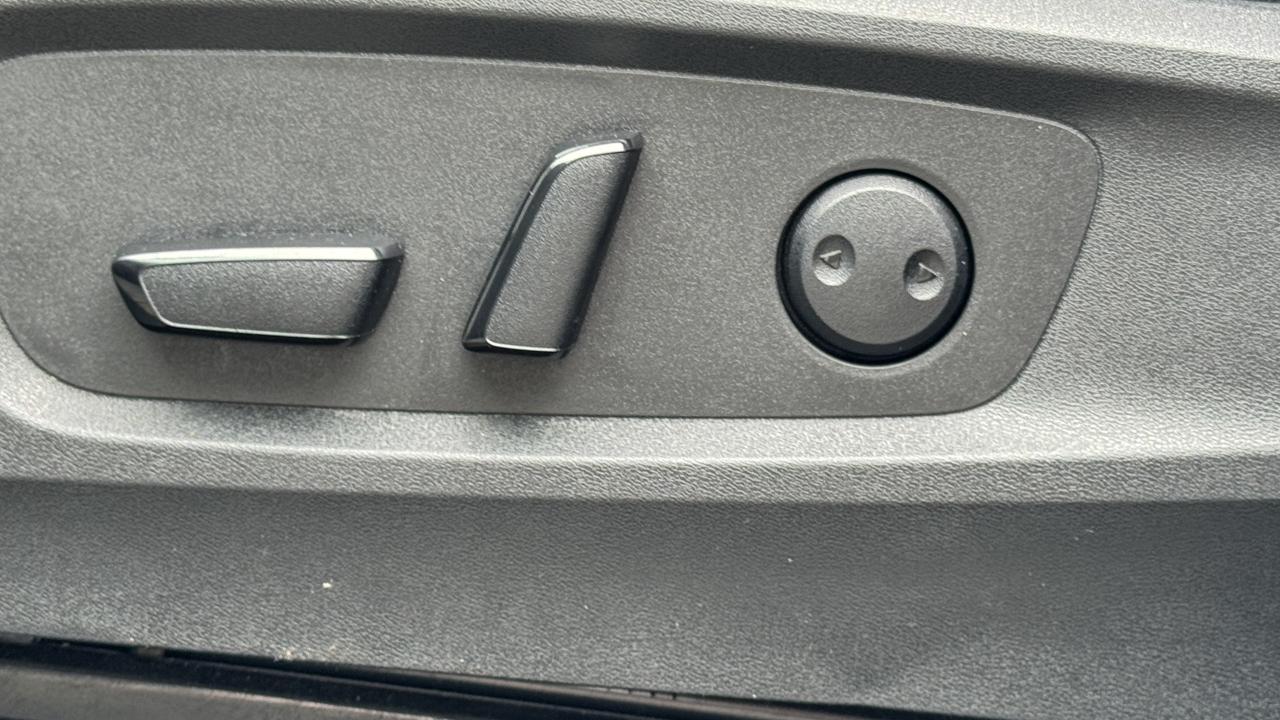 Nissan Pathfinder SL 4WD 2023