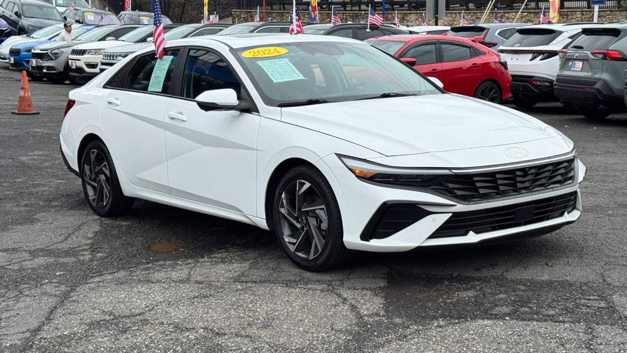 Hyundai Elantra Limited IVT 2024