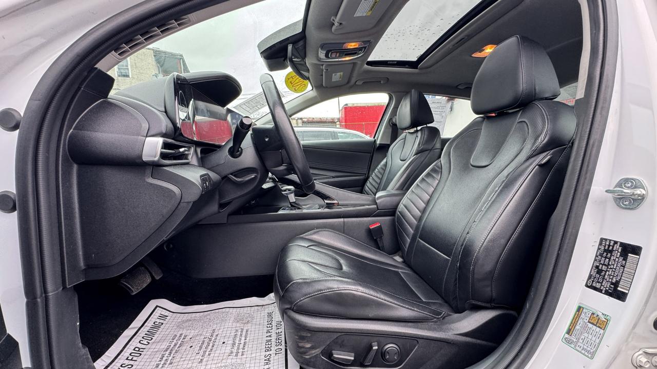 Hyundai Elantra Limited IVT 2024