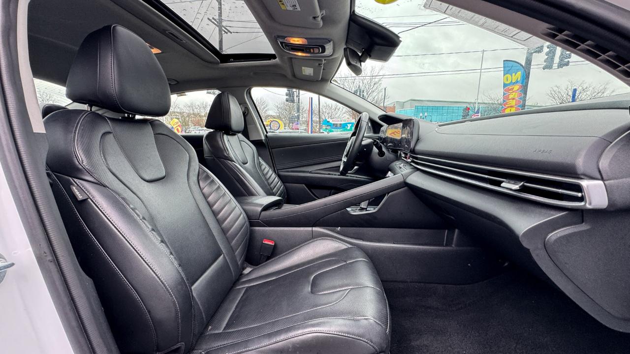 Hyundai Elantra Limited IVT 2024