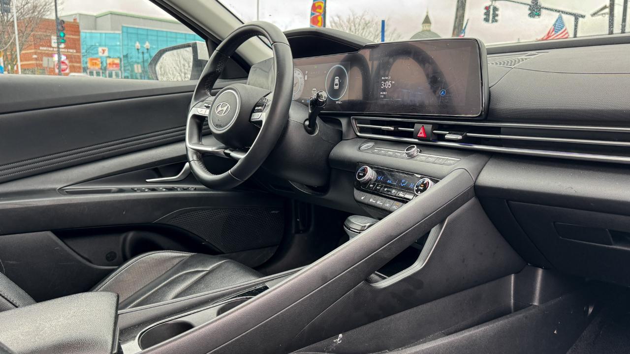 Hyundai Elantra Limited IVT 2024