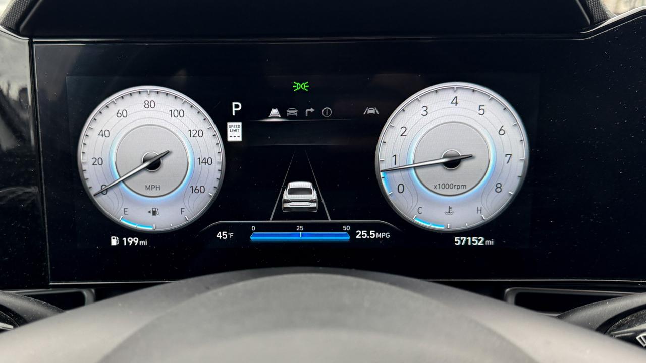 Hyundai Elantra Limited IVT 2024