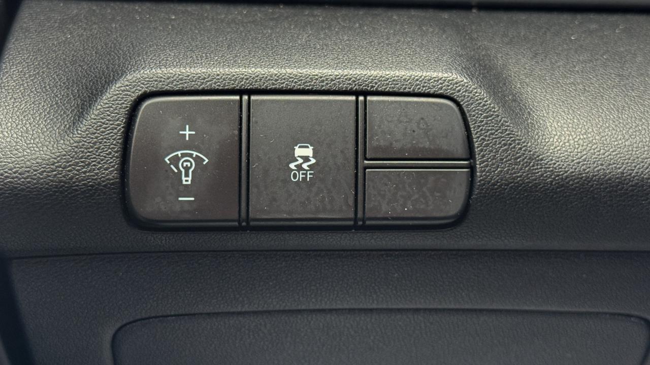 Hyundai Elantra Limited IVT 2024