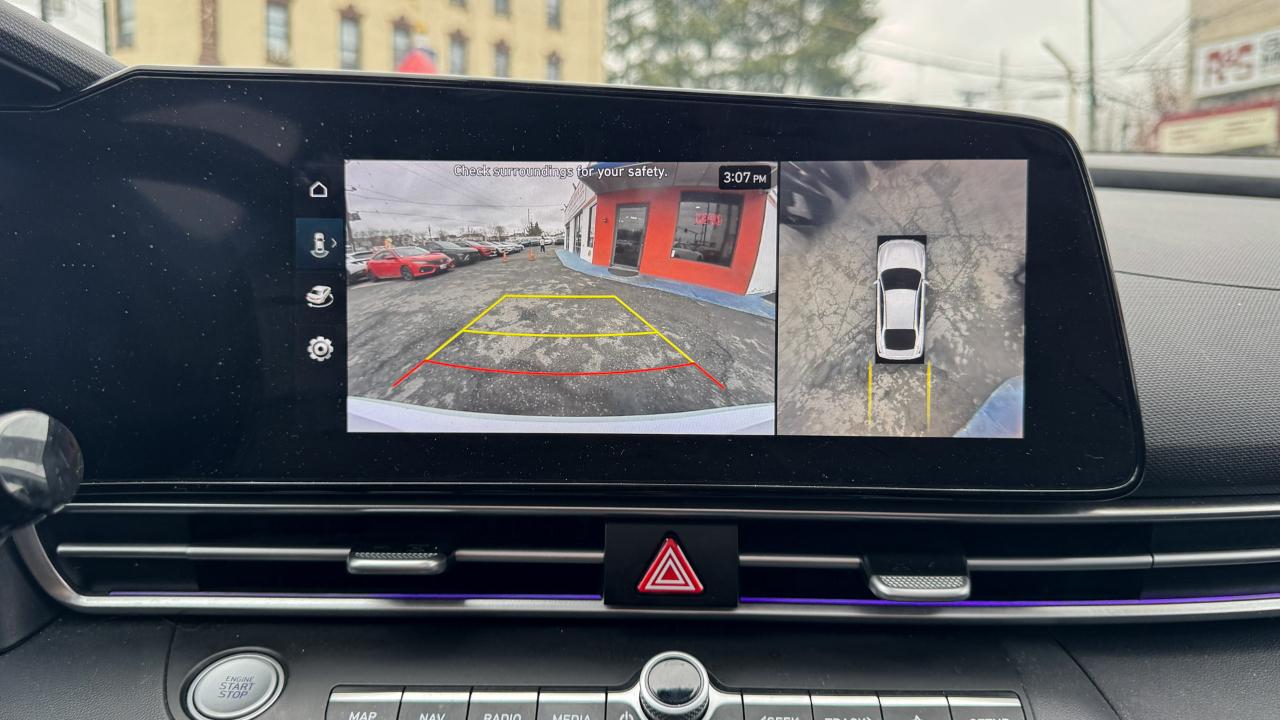 Hyundai Elantra Limited IVT 2024