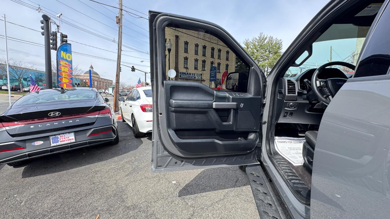 Ford F-150 4WD SuperCrew 139" XLT 2020