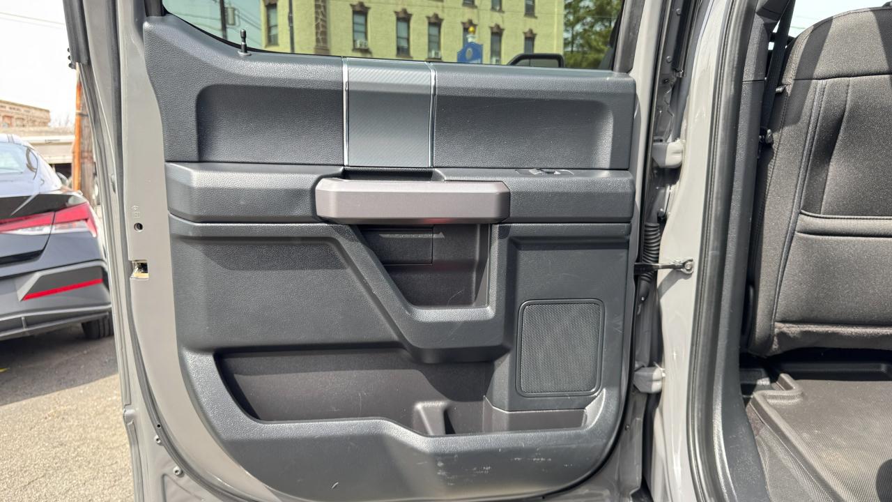 Ford F-150 4WD SuperCrew 139" XLT 2020