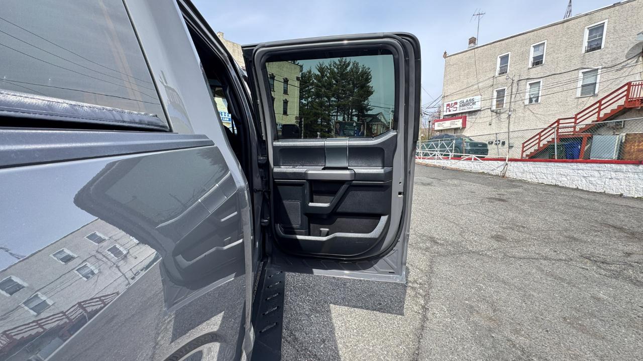 Ford F-150 4WD SuperCrew 139" XLT 2020