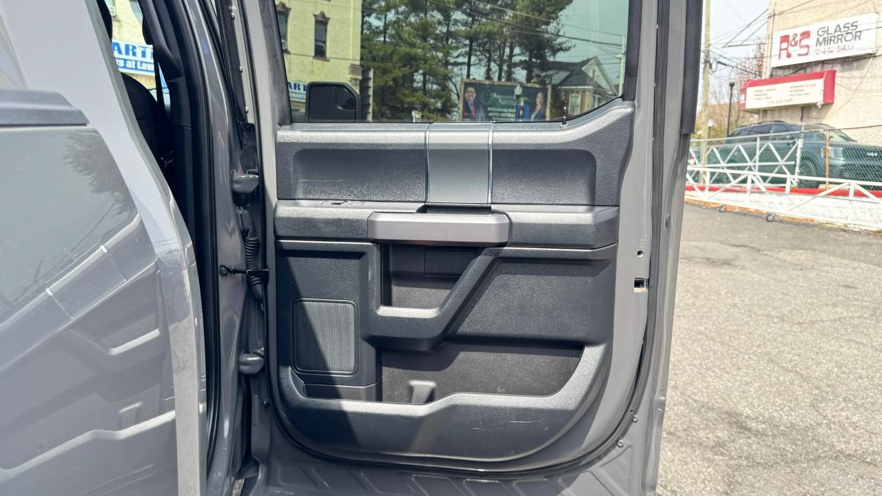 Ford F-150 4WD SuperCrew 139" XLT 2020