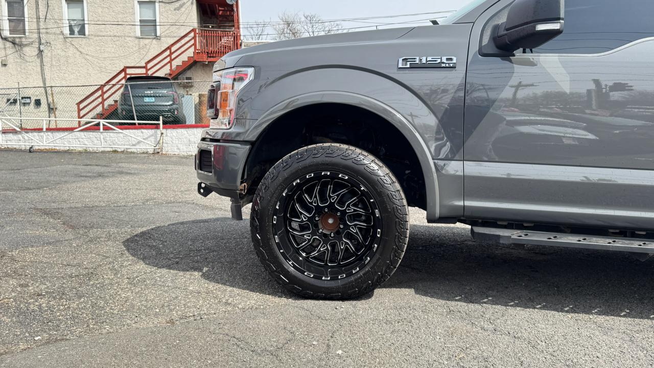 Ford F-150 4WD SuperCrew 139" XLT 2020