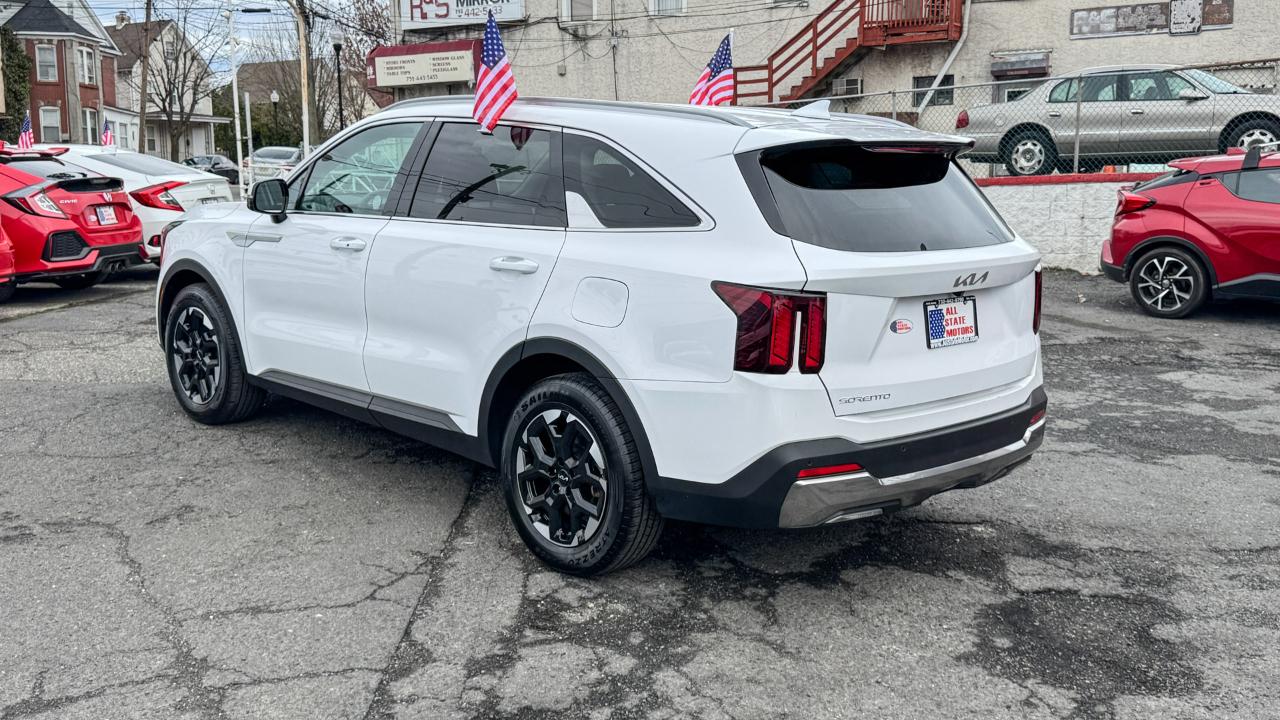 Kia Sorento S FWD 2024