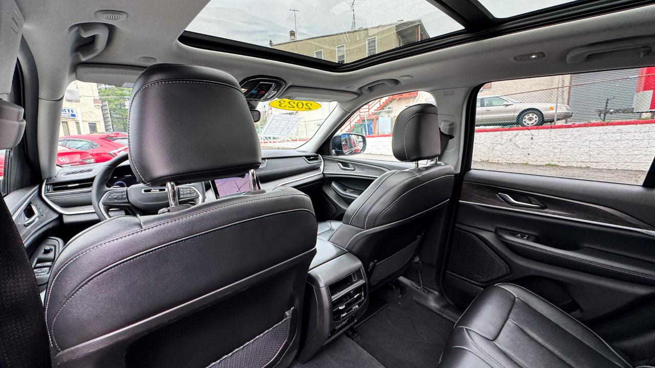 Jeep Grand Cherokee Limited 4x4 2023