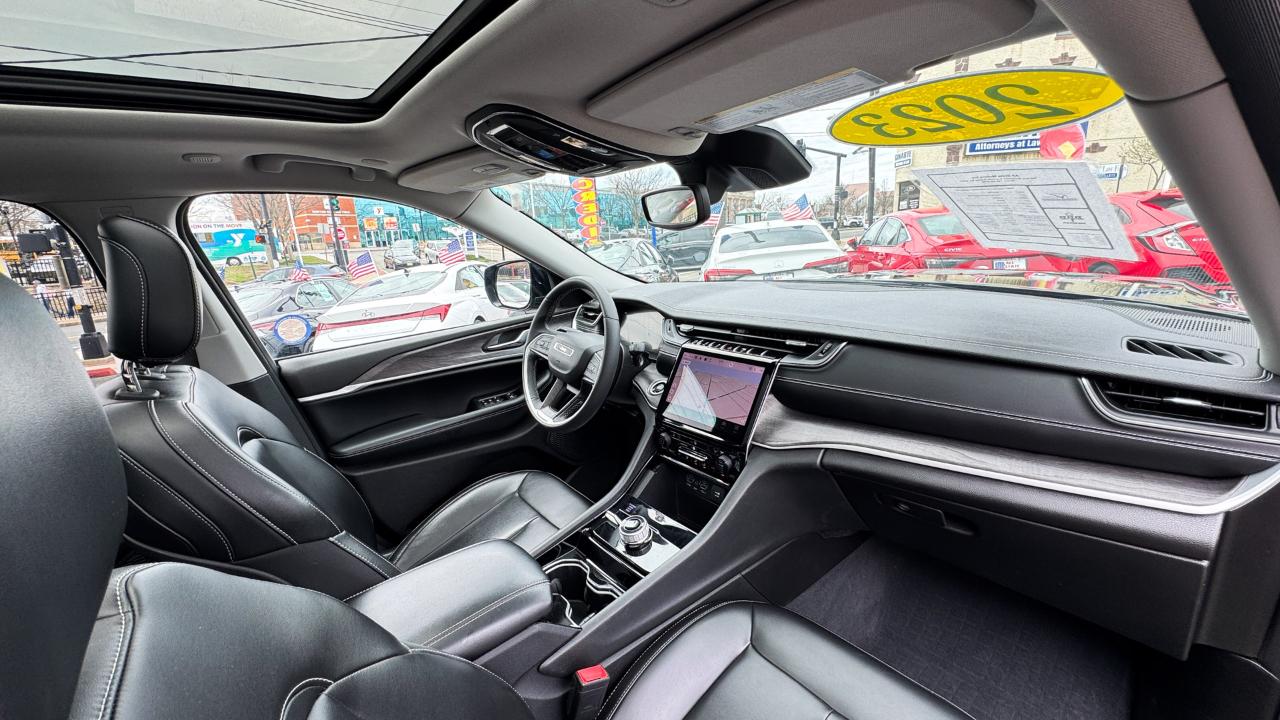 Jeep Grand Cherokee Limited 4x4 2023