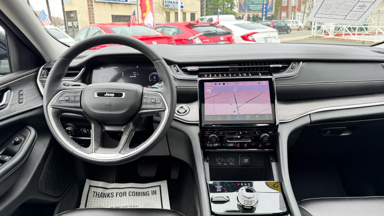 Jeep Grand Cherokee Limited 4x4 2023