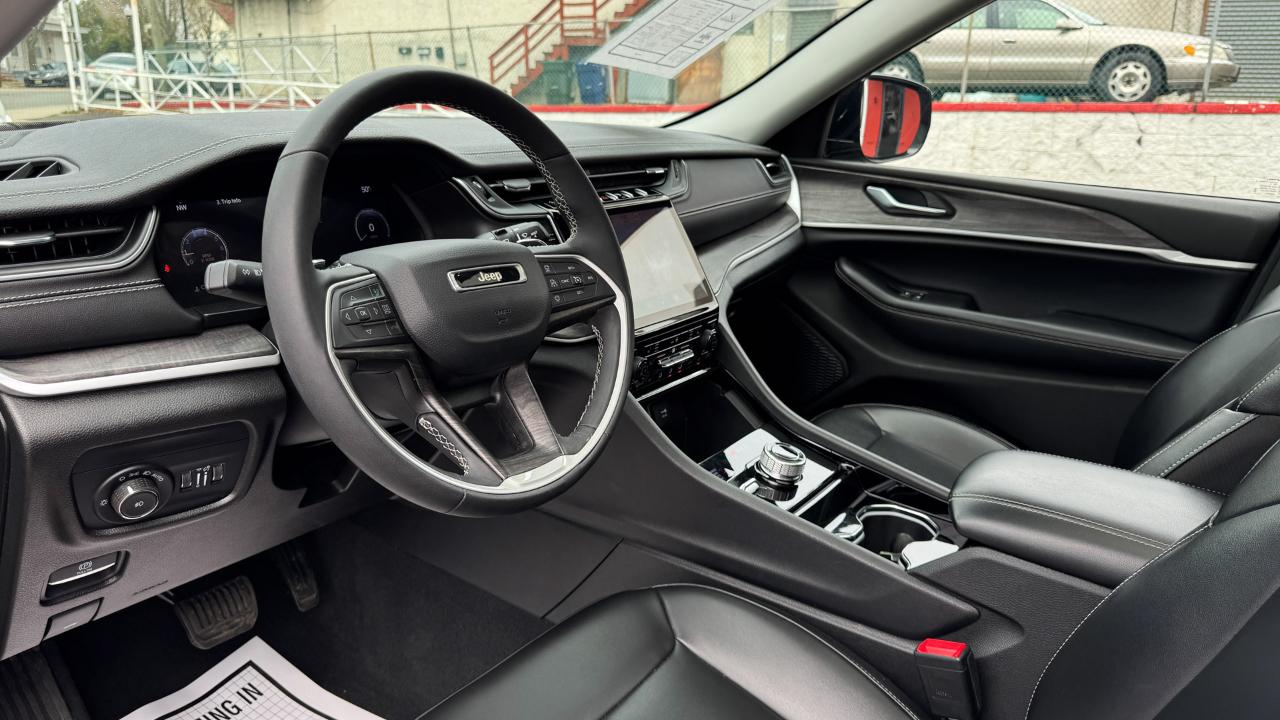 Jeep Grand Cherokee Limited 4x4 2023