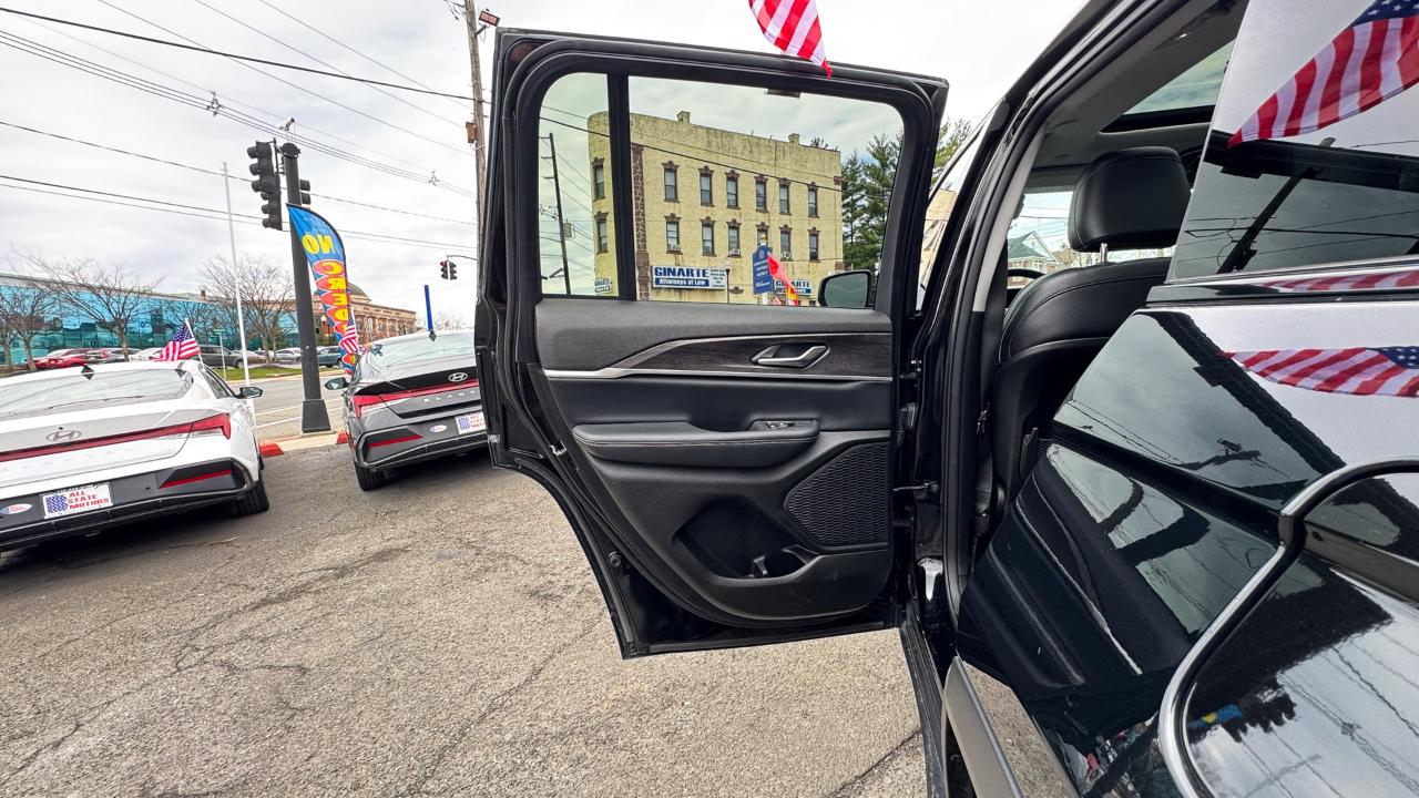 Jeep Grand Cherokee Limited 4x4 2023