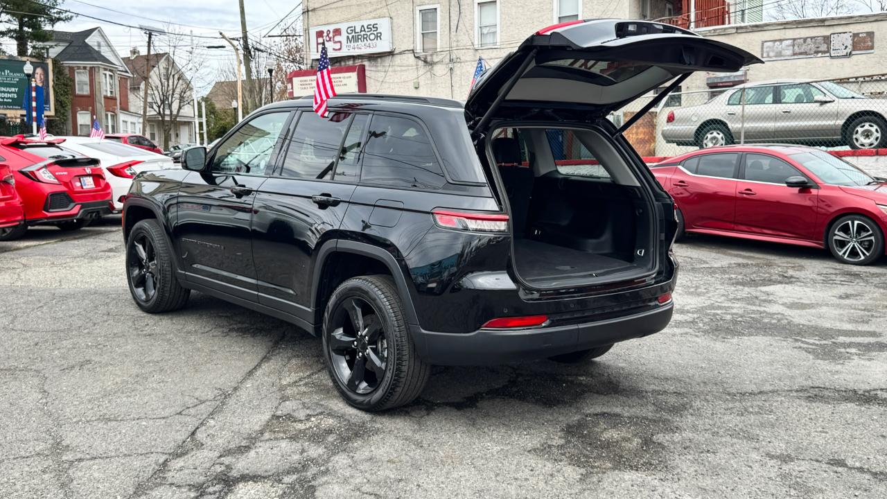 Jeep Grand Cherokee Limited 4x4 2023