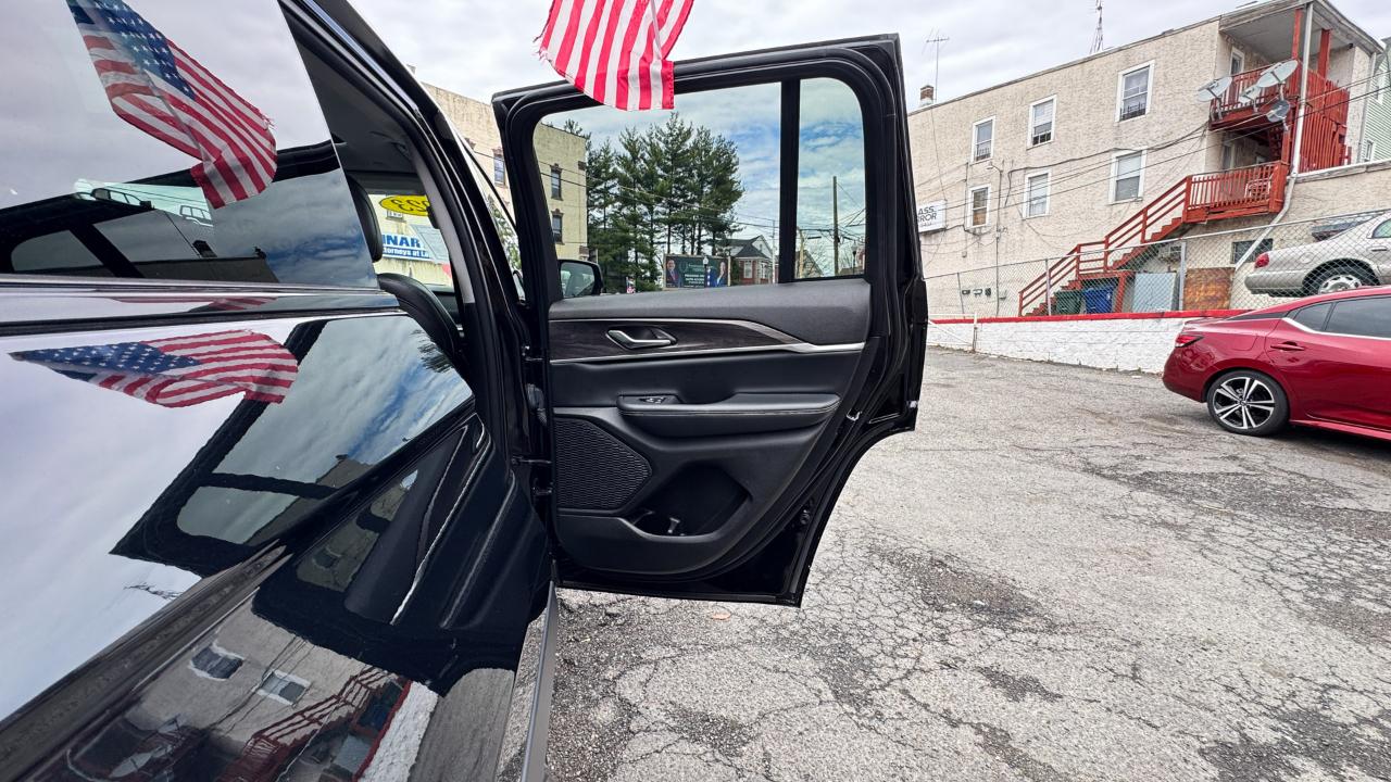 Jeep Grand Cherokee Limited 4x4 2023