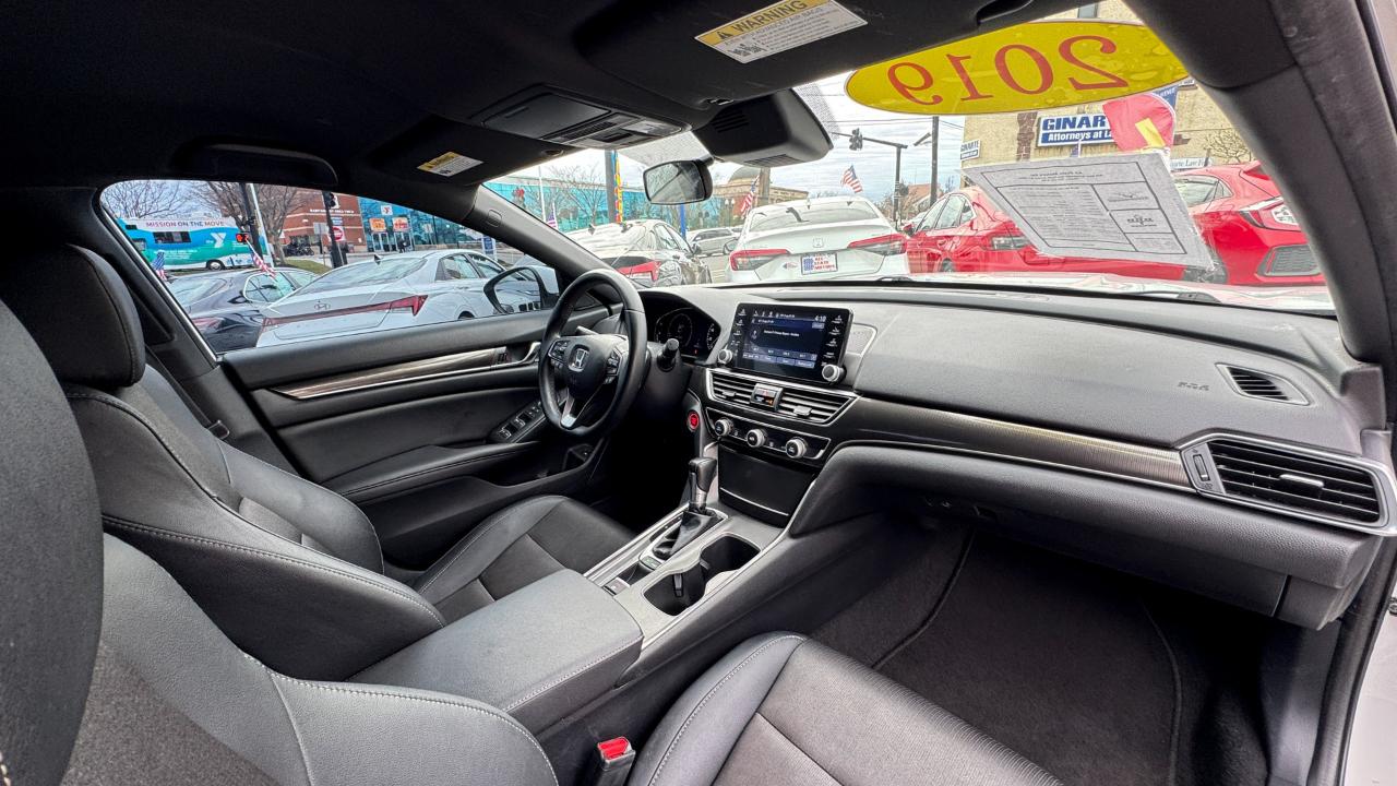 Honda Accord Sedan Sport 1.5T CVT 2019