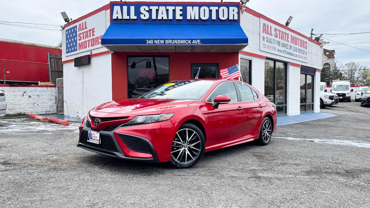 Toyota Camry SE Auto (Natl) 2023