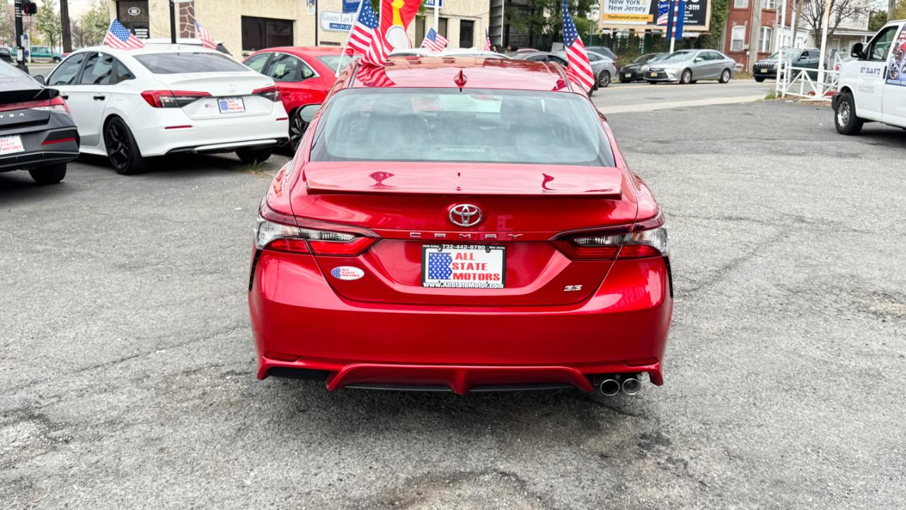Toyota Camry SE Auto (Natl) 2023