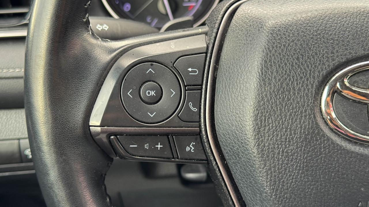 Toyota Camry SE Auto (Natl) 2023