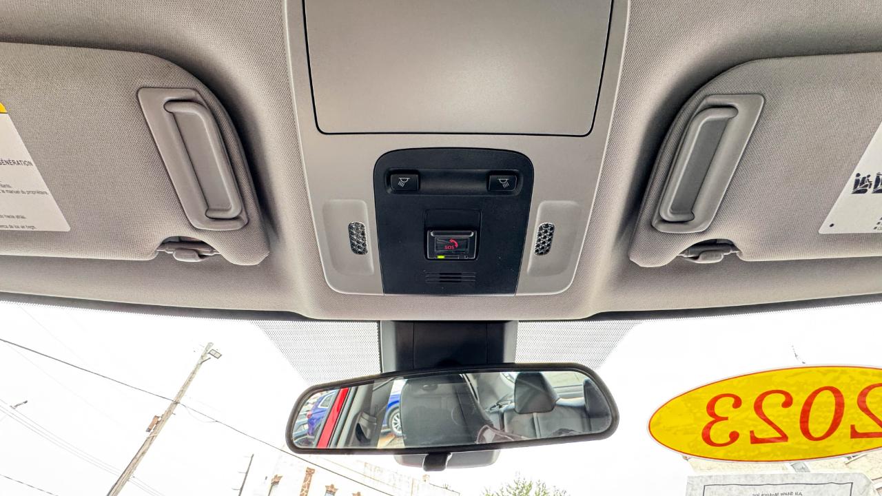 Toyota Camry SE Auto (Natl) 2023