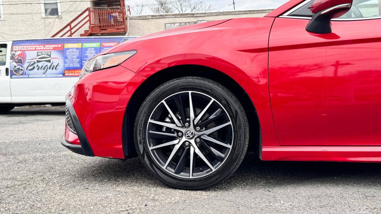 Toyota Camry SE Auto (Natl) 2023