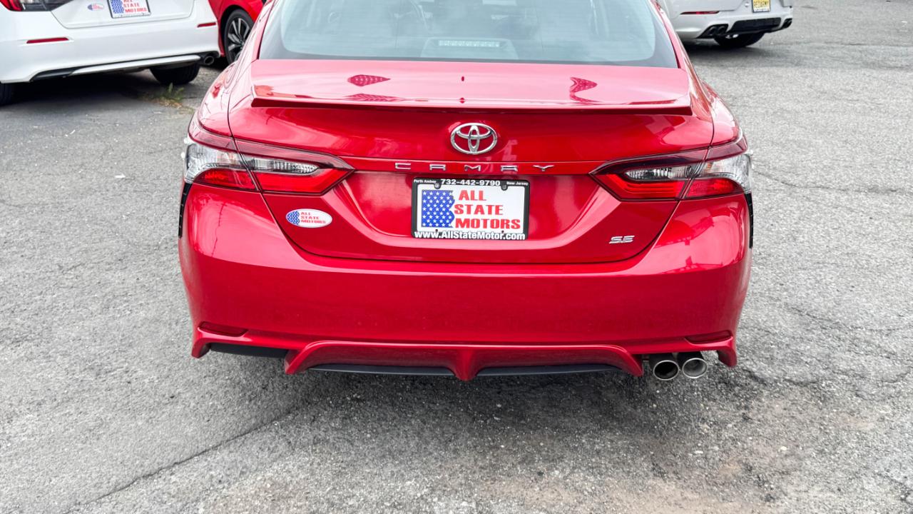 Toyota Camry SE Auto (Natl) 2023