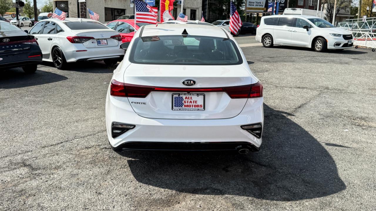 Kia Forte LXS IVT 2021