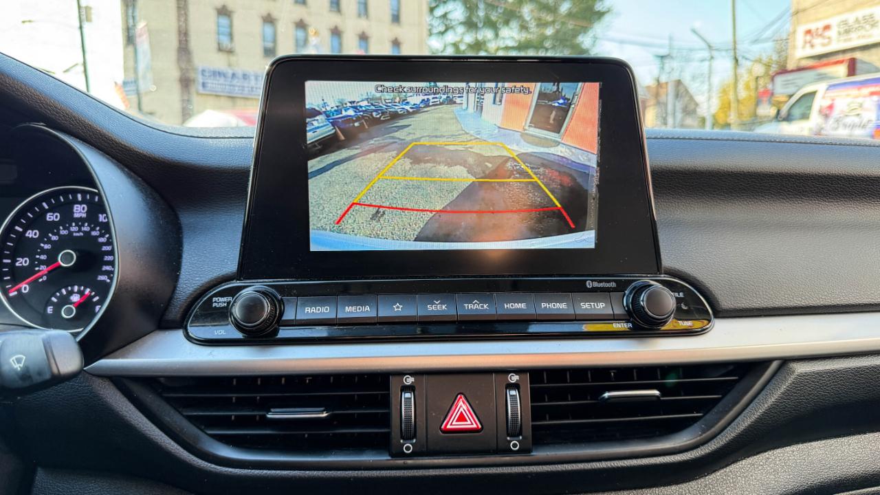 Kia Forte LXS IVT 2021