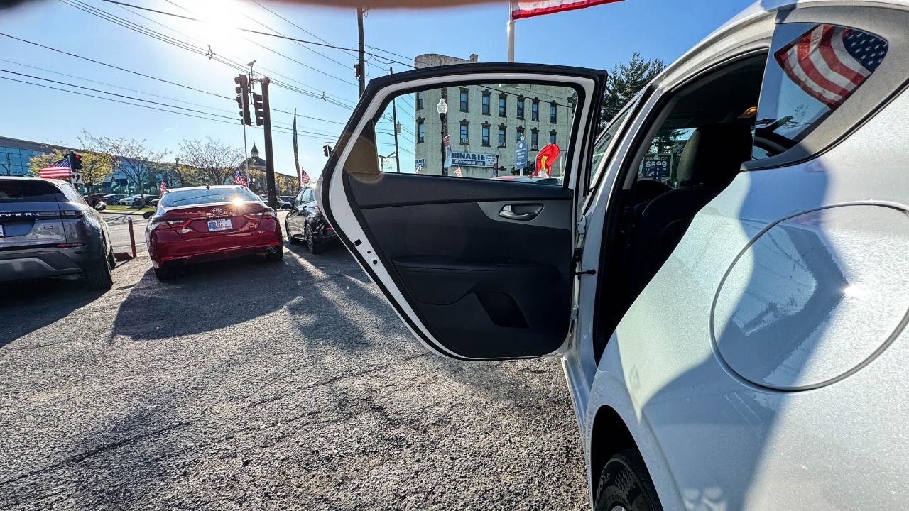 Kia Forte LXS IVT 2021