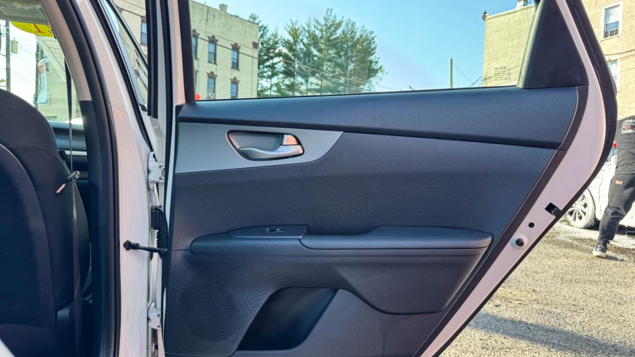 Kia Forte LXS IVT 2021