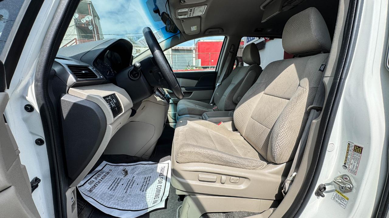 Honda Odyssey 5dr SE 2016