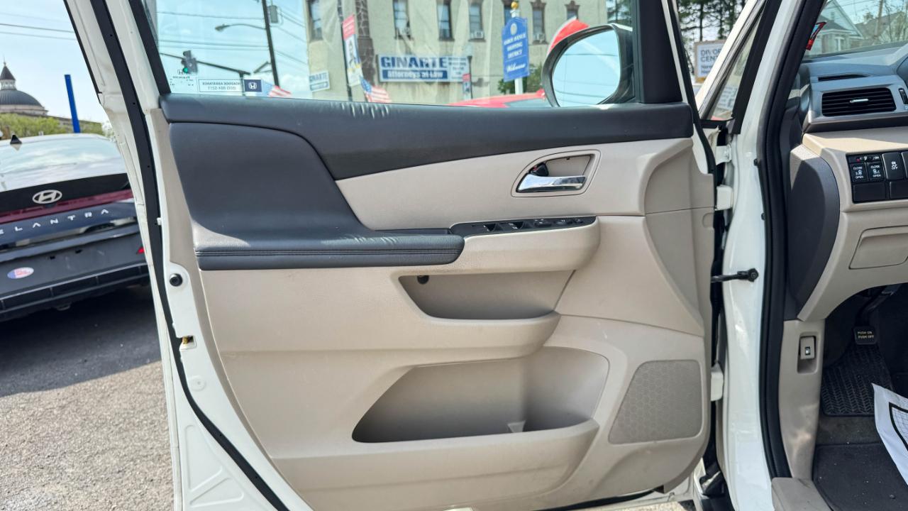 Honda Odyssey 5dr SE 2016