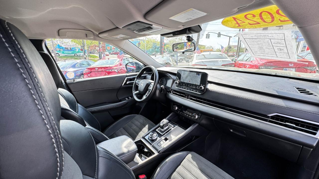 Mitsubishi Outlander SE S-AWC 2024