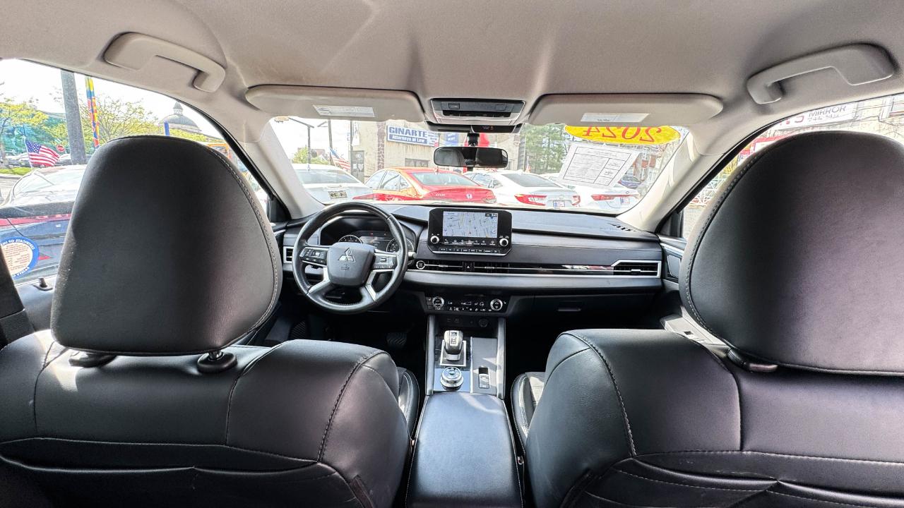 Mitsubishi Outlander SE S-AWC 2024