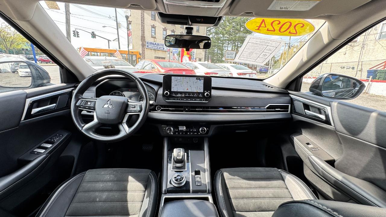 Mitsubishi Outlander SE S-AWC 2024