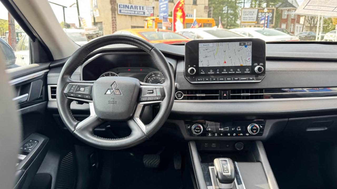 Mitsubishi Outlander SE S-AWC 2024