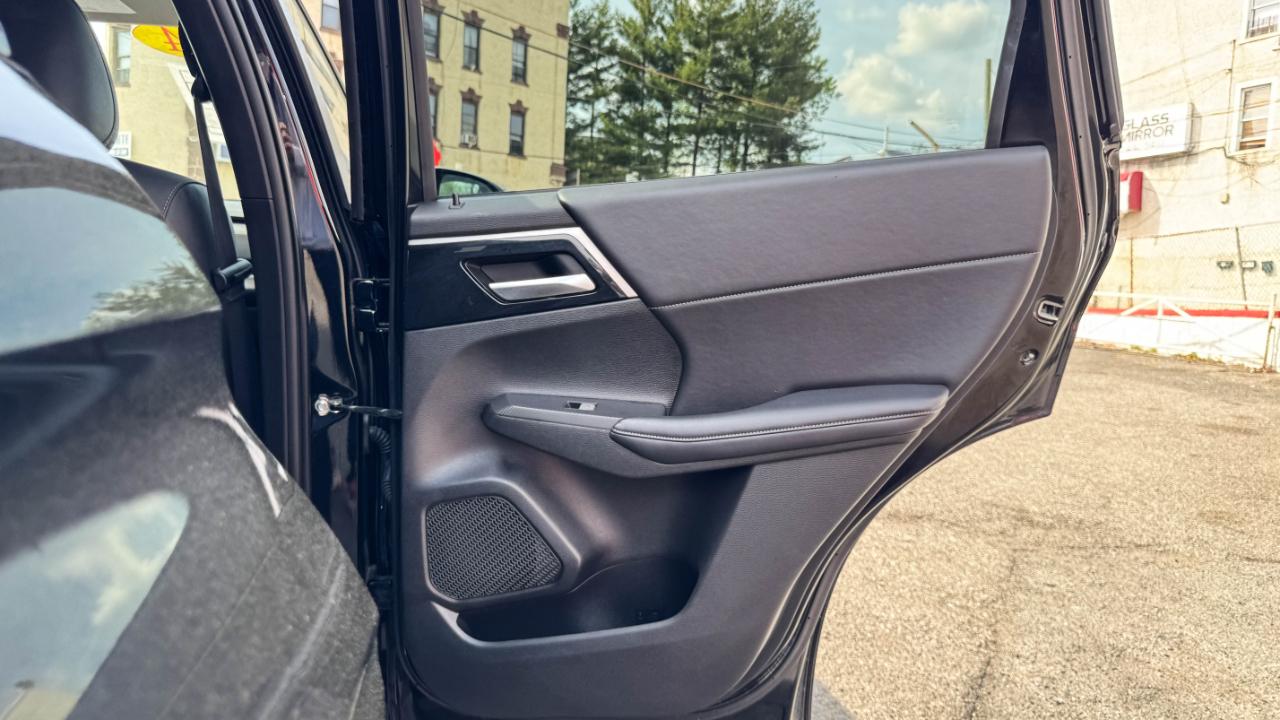 Mitsubishi Outlander SE S-AWC 2024