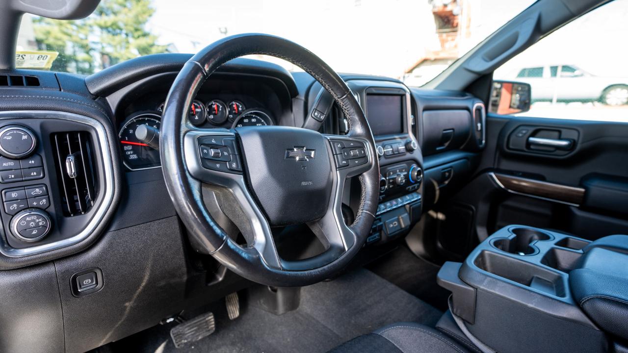 Chevrolet Silverado 1500 4WD Crew Cab 147" RST 2019