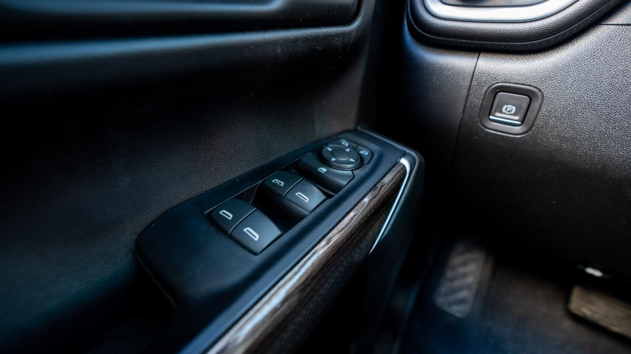 Chevrolet Silverado 1500 4WD Crew Cab 147" RST 2019