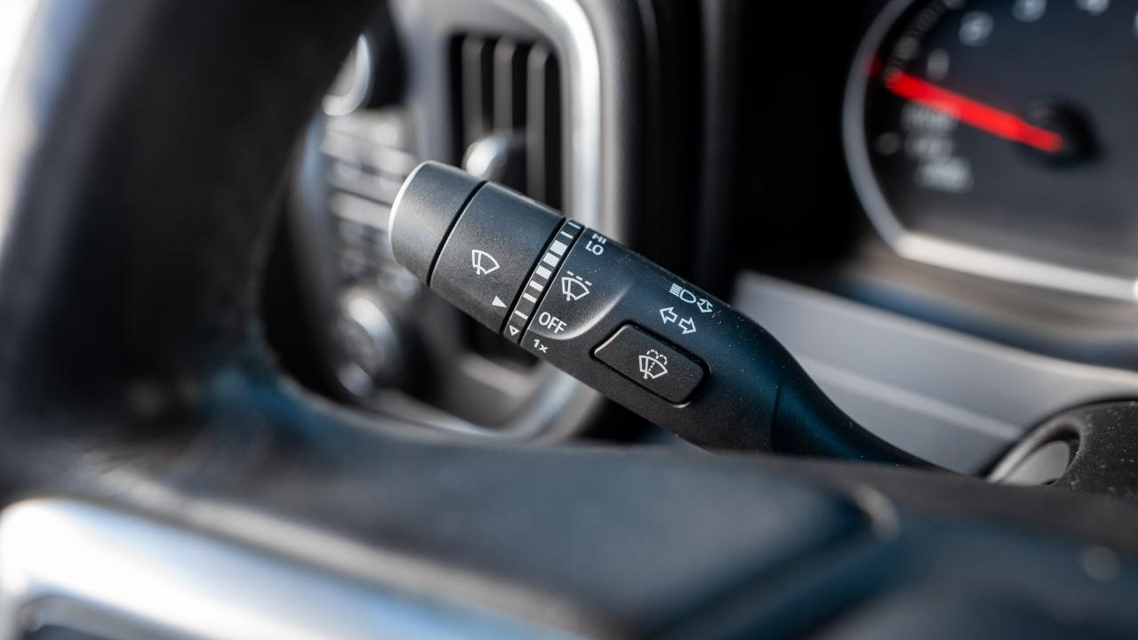 Chevrolet Silverado 1500 4WD Crew Cab 147" RST 2019