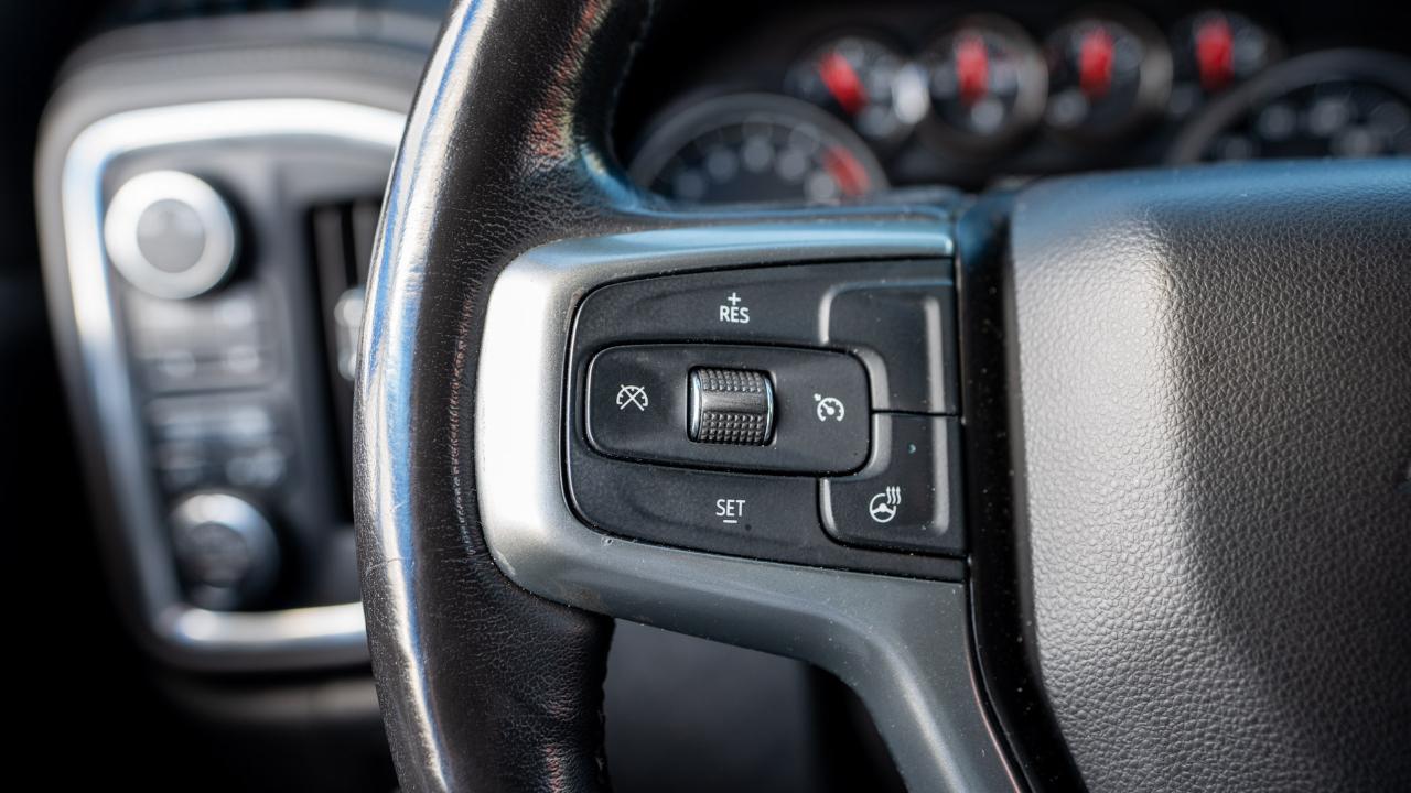 Chevrolet Silverado 1500 4WD Crew Cab 147" RST 2019