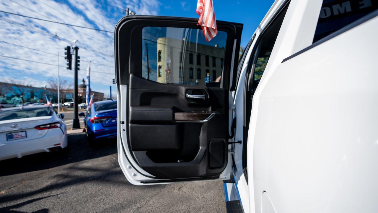 Chevrolet Silverado 1500 4WD Crew Cab 147" RST 2019