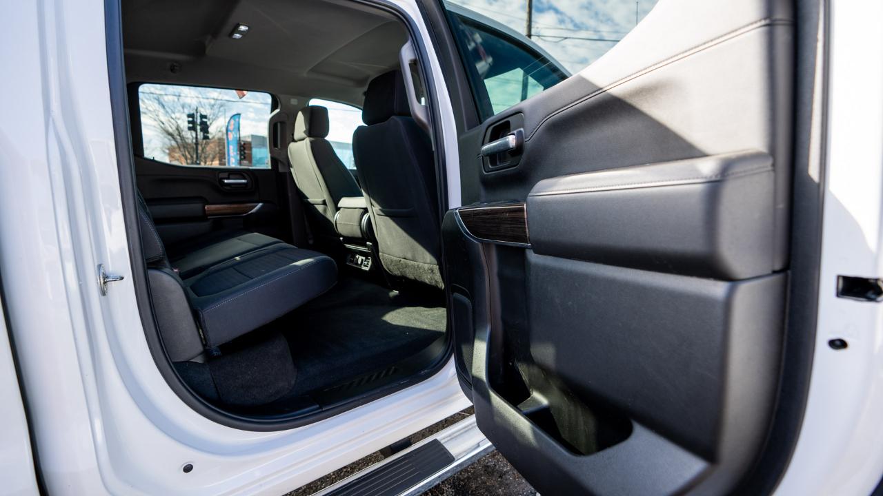 Chevrolet Silverado 1500 4WD Crew Cab 147" RST 2019