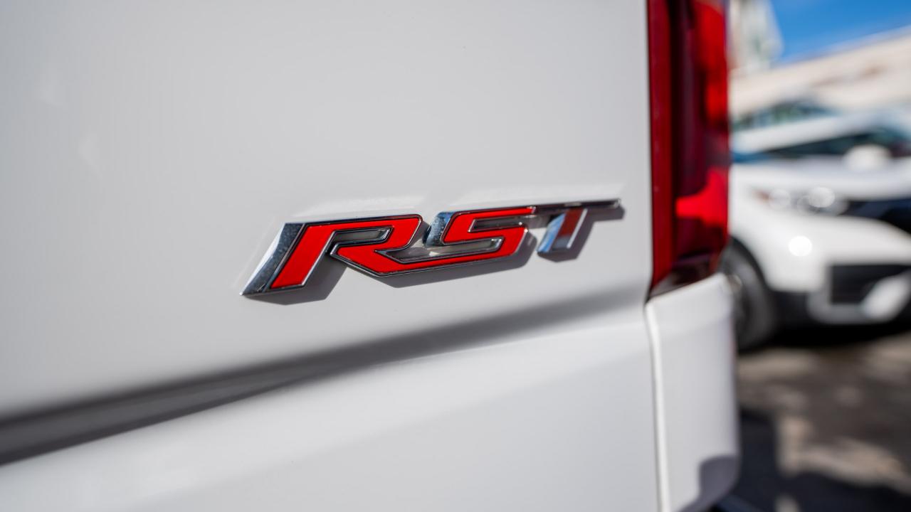 Chevrolet Silverado 1500 4WD Crew Cab 147" RST 2019