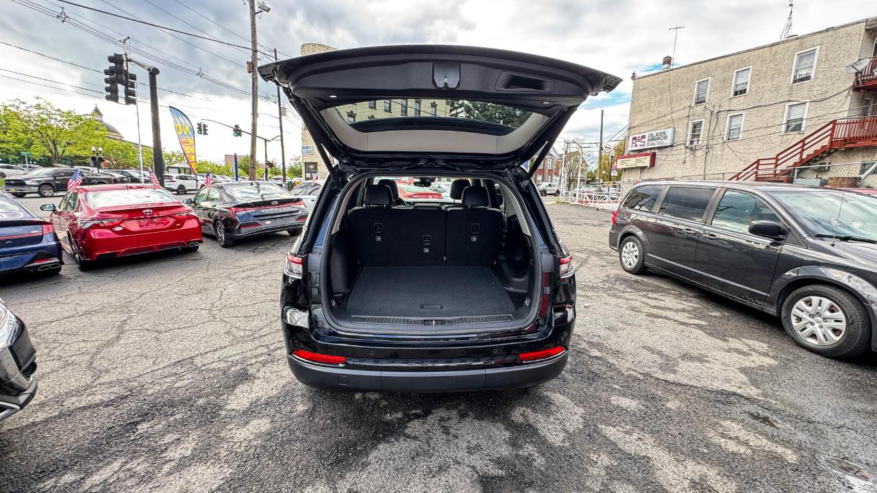 Jeep Grand Cherokee Limited 4x4 2023