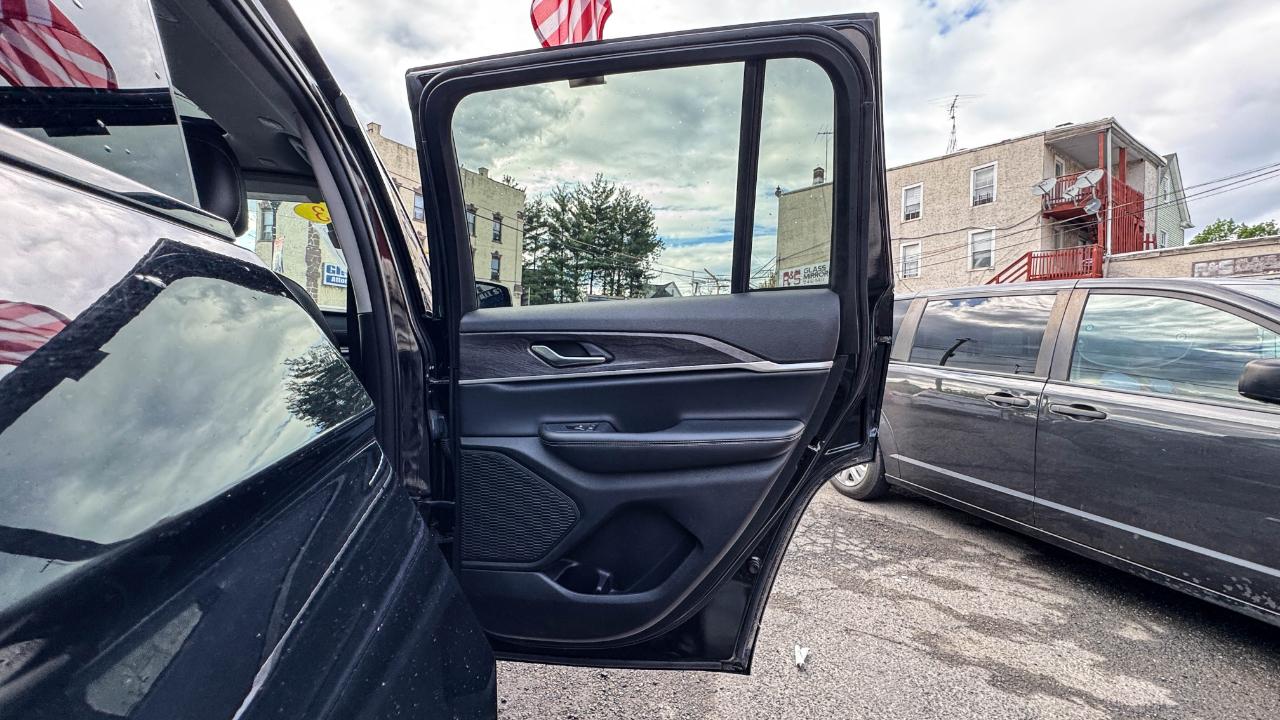 Jeep Grand Cherokee Limited 4x4 2023