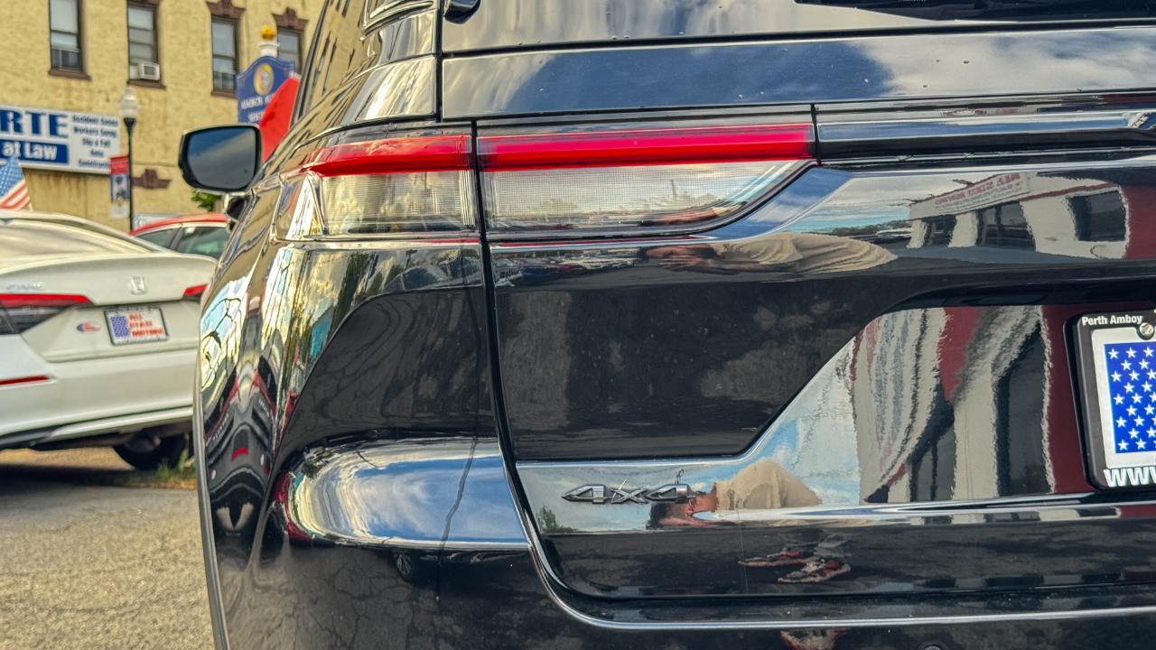 Jeep Grand Cherokee Limited 4x4 2023