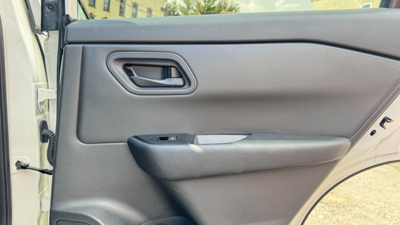 Nissan Rogue AWD S 2024